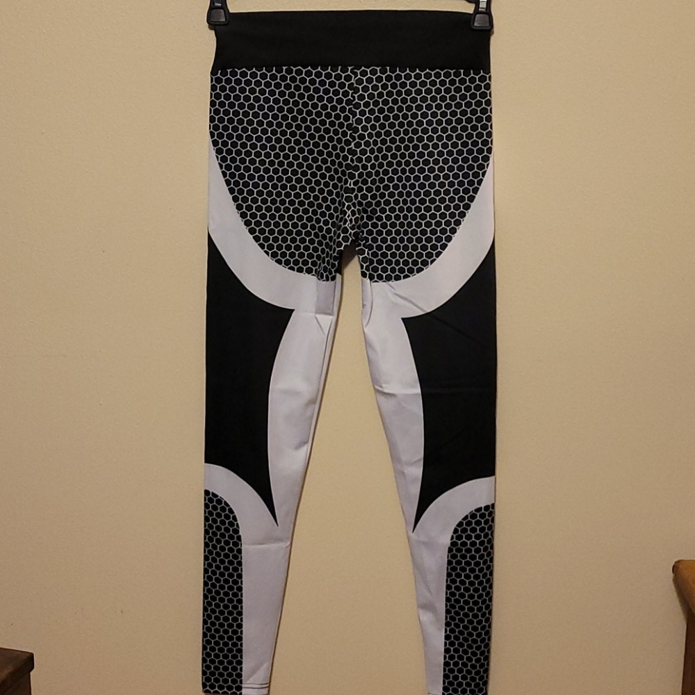 Workout leggings - Picture 1 of 2